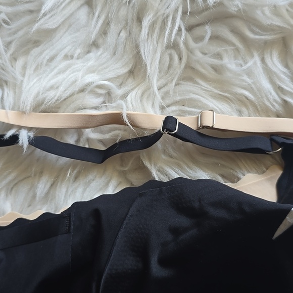 Set Of 3 New Scalloped Detailed  Smoothing Bra - Picture 8 of 8